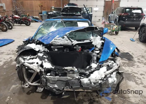 2025 Chevrolet Corvette Stingray Rwd 1Lt from USA, damaged, VIN 1G1YA2D46S5103835